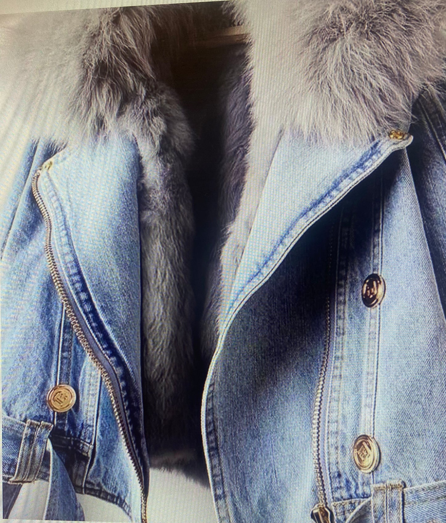 Women’s Detachable Faux Fur Lining Denim Jacket