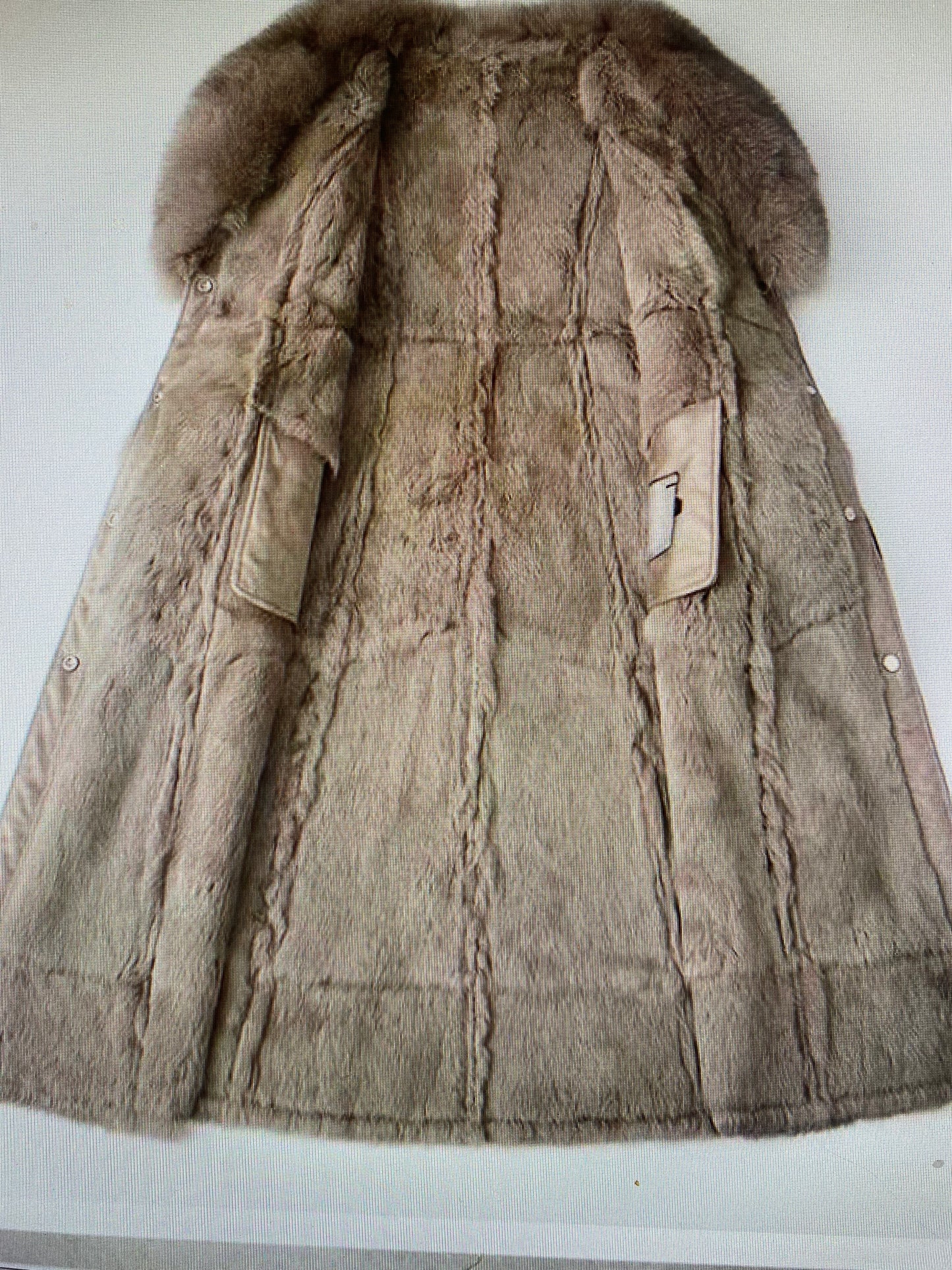 Elegant Mid-Length Faux Fur Coat with Fox Fur Collar